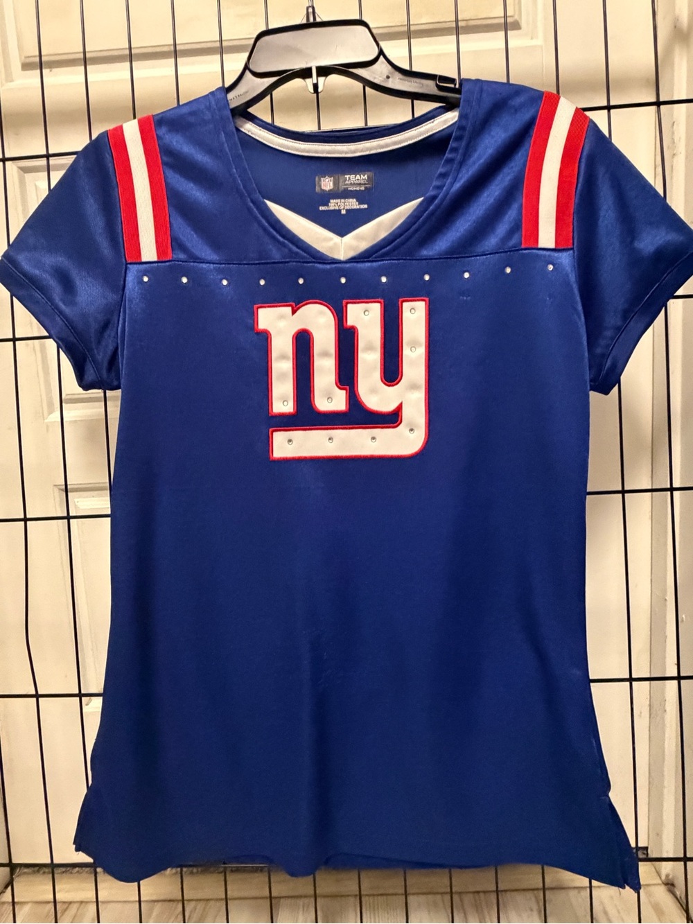 NY GIANTS Team Apparel Blue Women's Jersey Top with Red & White Accents